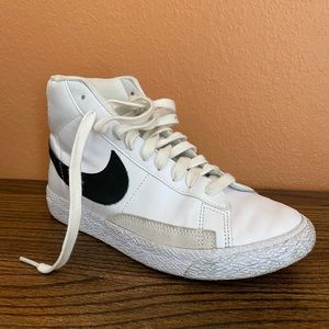 Nike Blazer Mid